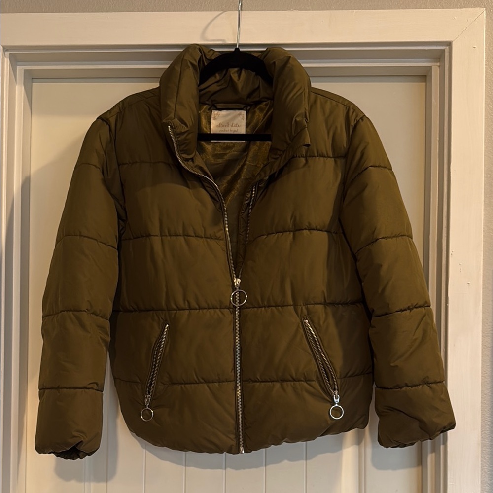 Chic Olive Puffer Jacket